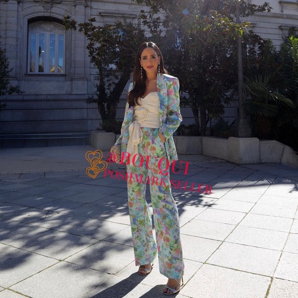 BLOGGERS FAV ZARA FLORAL PRINTED BLAZER - Picture 8 of 16